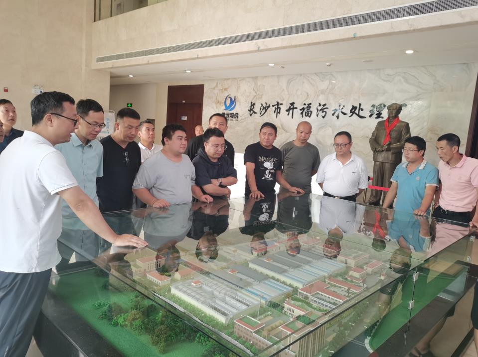 1690422831292145.jpg 1690422831292145.jpg